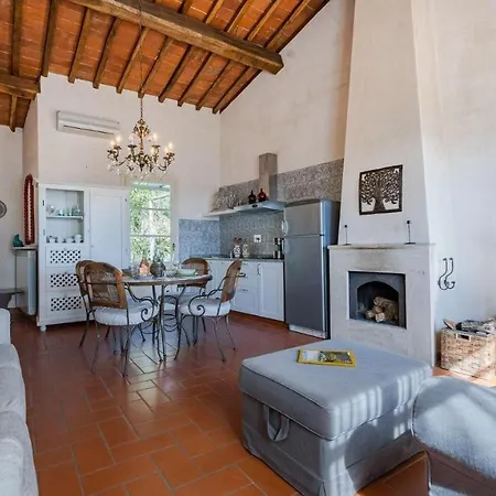 Holiday home Scorpione *